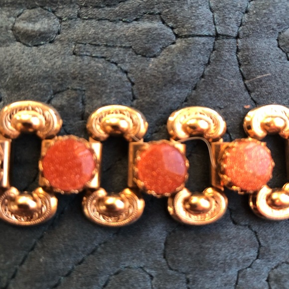 Vintage Goldstone Bracelet- 152A $35 or $30 w/offer - Picture 3 of 5